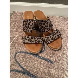Andre assous Leopard Print Espadrille Wedge sandals 39